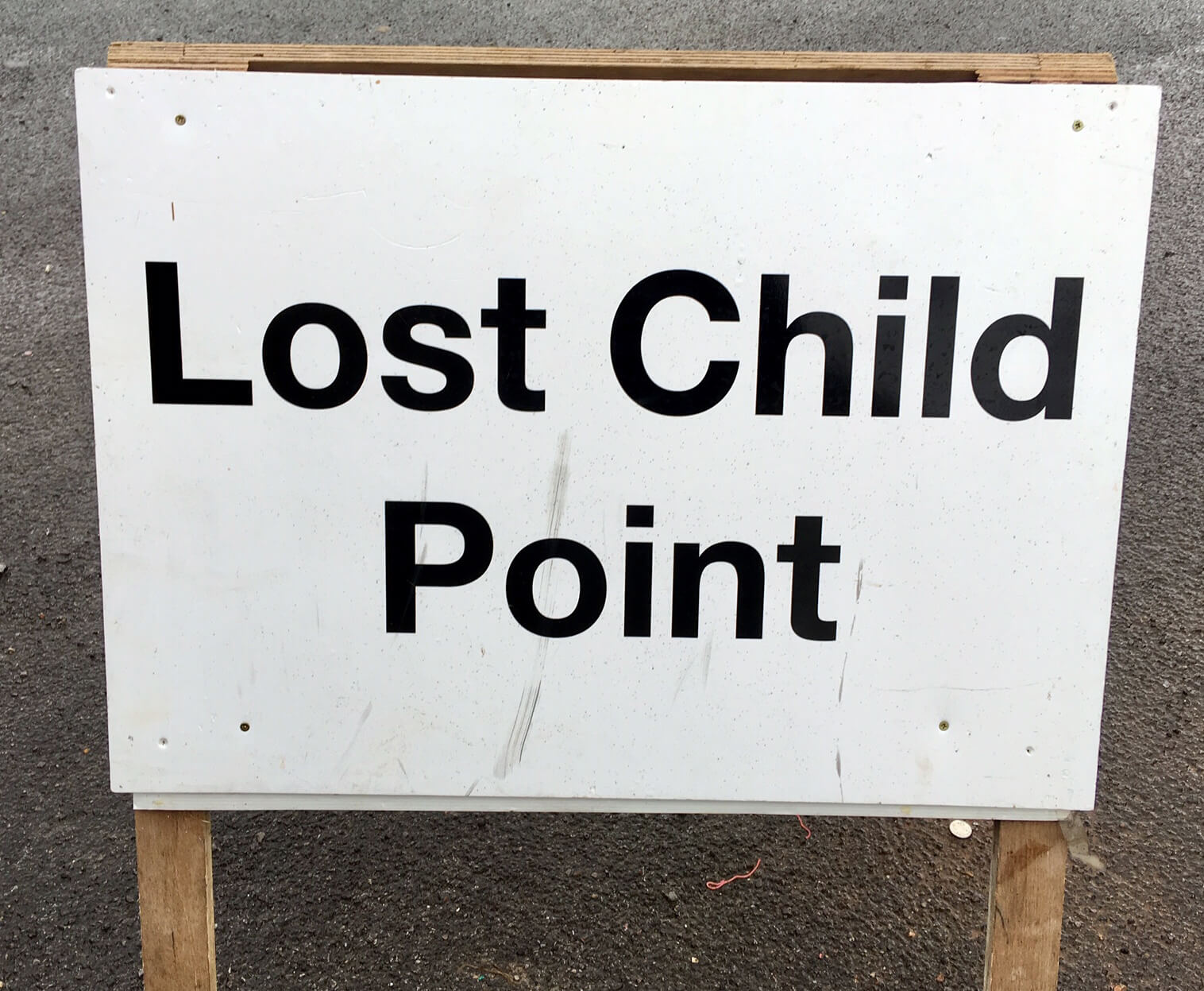 ‘Lost Children’ Sign