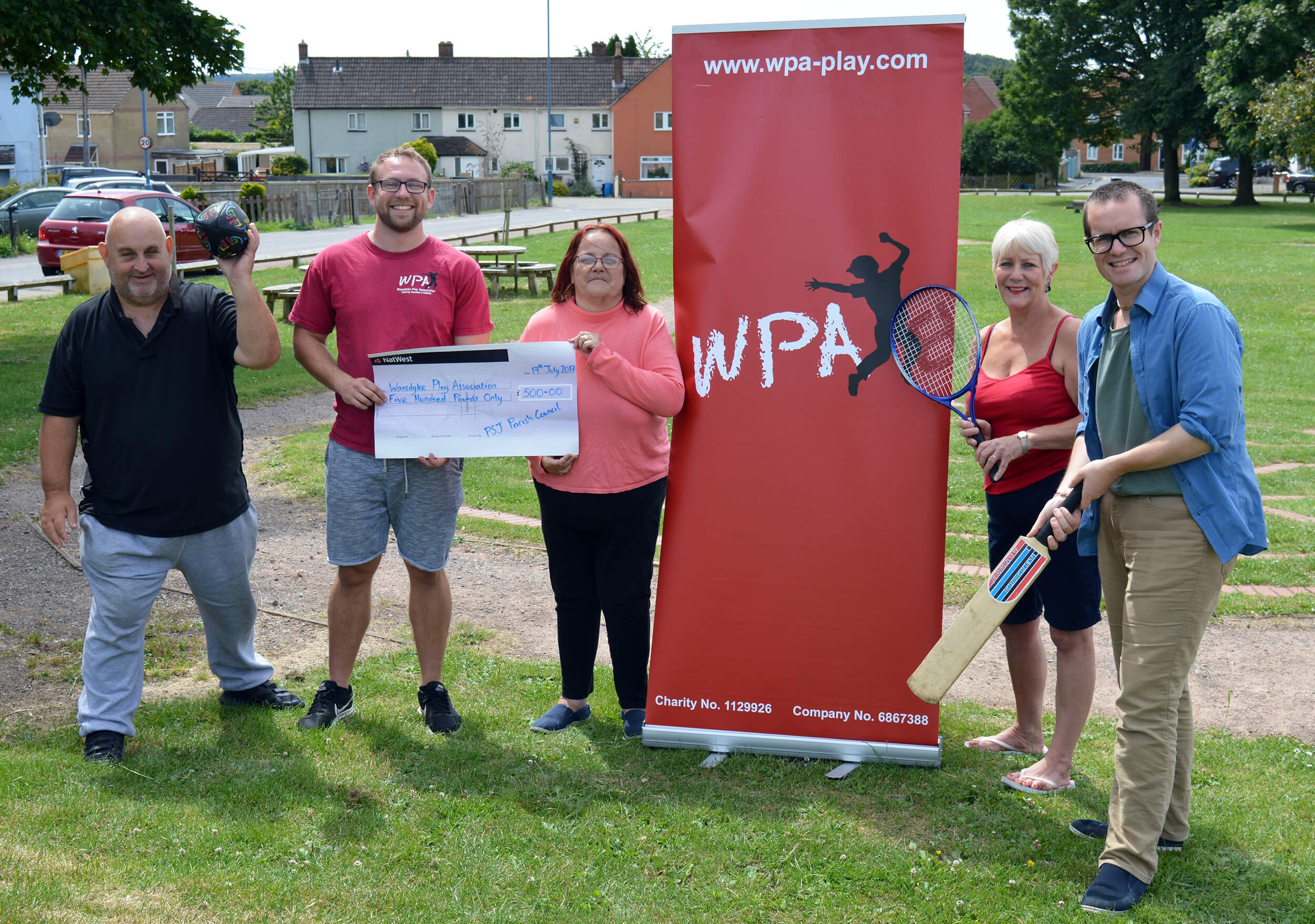 £1,000 gift funds four summer play days in Peasedown St John