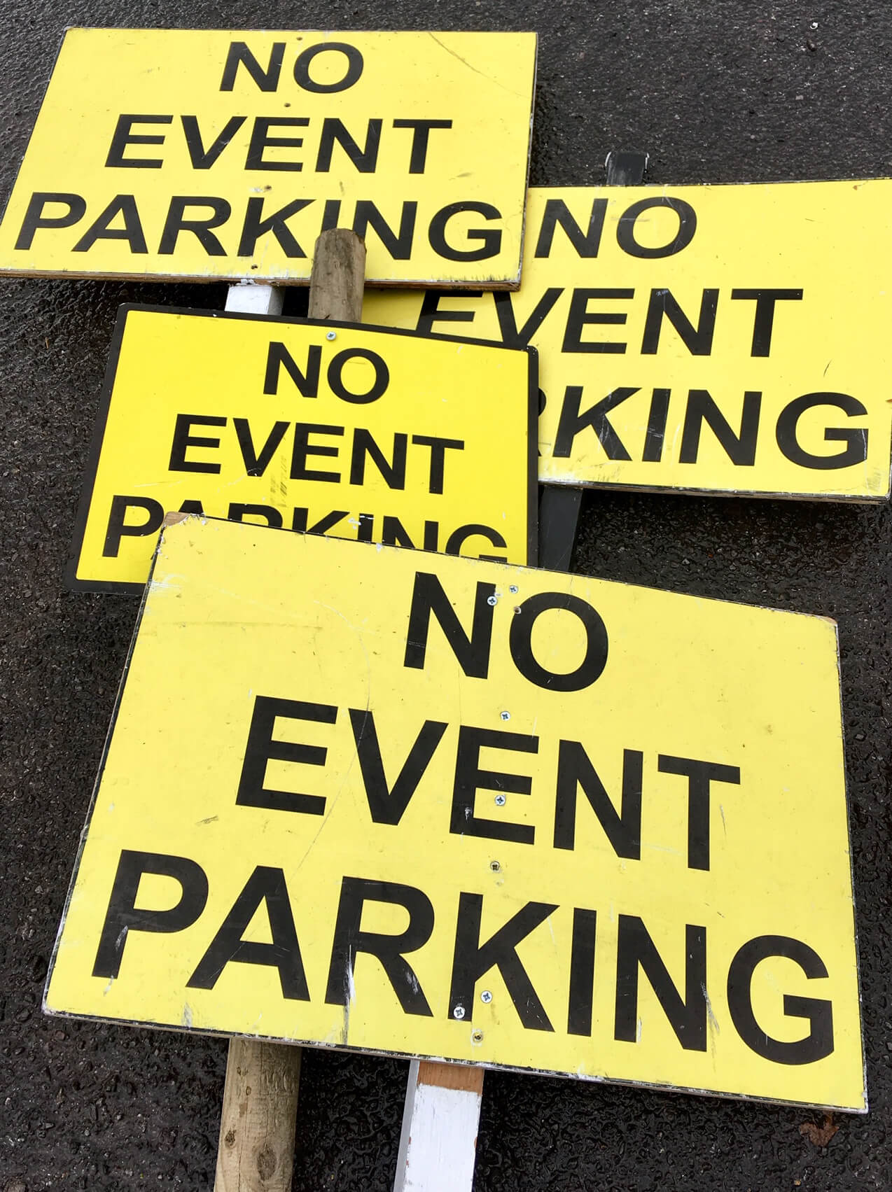 ‘No Event Parking’ Signs